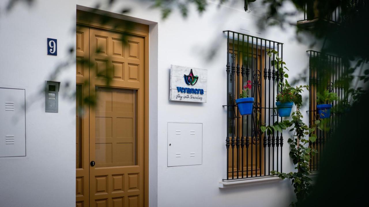 Veranera Hostel Estepona Buitenkant foto